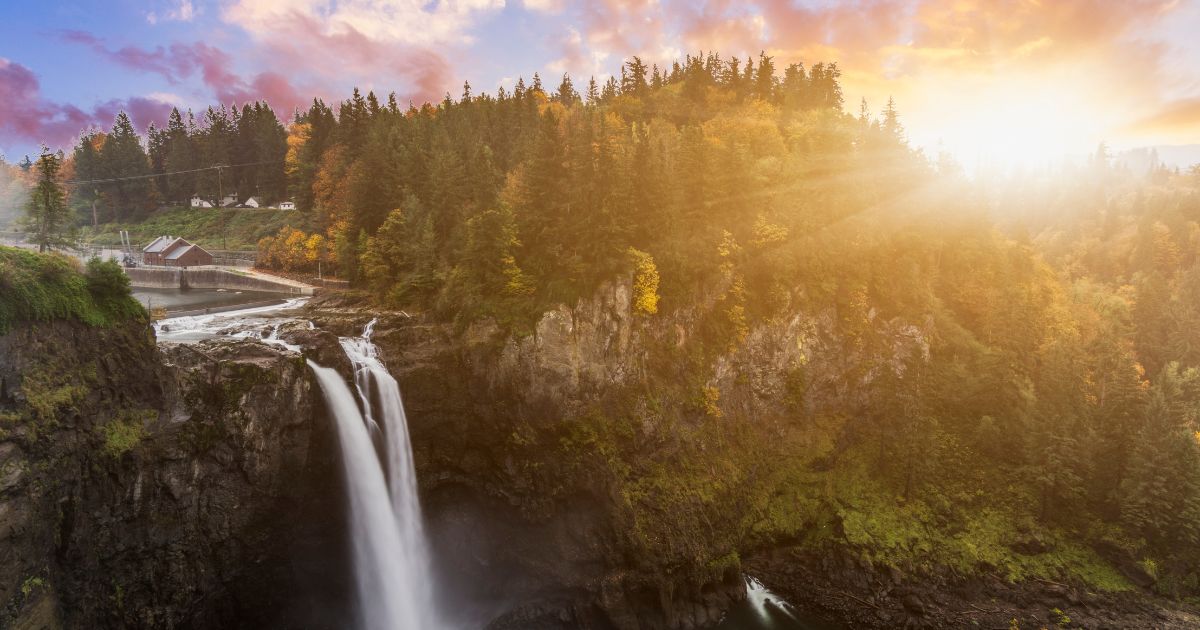 Half-Day Guided Tour _ Seattle City and Snoqualmie Falls